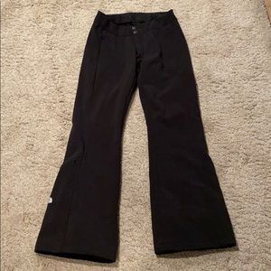 The Northface size S womans black snow pants EUC